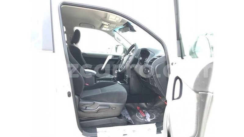 Big with watermark toyota prado cabo delgado import dubai 7252