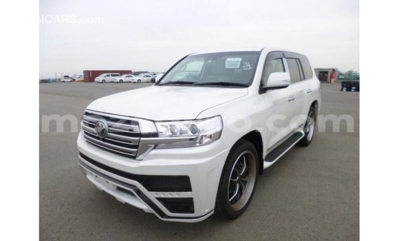 Buy Import Toyota Land Cruiser White Car in Import - Dubai in Cabo Delgado Buy Import Toyota Land Cruiser White Car in Import - Dubai in Cabo Delgado