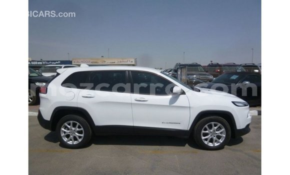 Nunua Imported Jeep Cherokee Nyeupe Gari ndani ya Import - Dubai nchini Cabo Delgado Nunua Imported Jeep Cherokee Nyeupe Gari ndani ya Import - Dubai nchini Cabo Delgado