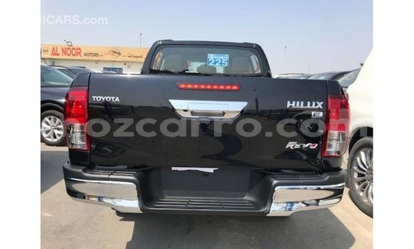 Comprar Importar Toyota Hilux Preto Carro em Import - Dubai em Cabo Delgado Comprar Importar Toyota Hilux Preto Carro em Import - Dubai em Cabo Delgado