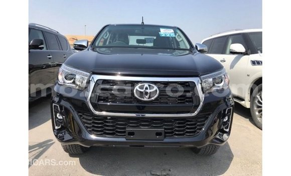 Comprar Importar Toyota Hilux Preto Carro em Import - Dubai em Cabo Delgado Comprar Importar Toyota Hilux Preto Carro em Import - Dubai em Cabo Delgado