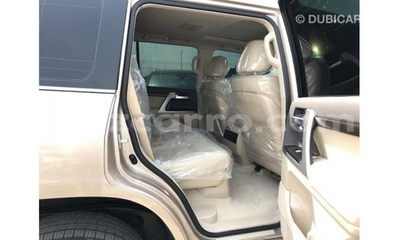 Comprar Importar Toyota Land Cruiser De outros Carro em Import - Dubai em Cabo Delgado Comprar Importar Toyota Land Cruiser De outros Carro em Import - Dubai em Cabo Delgado