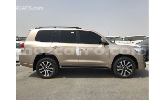 Comprar Importar Toyota Land Cruiser De outros Carro em Import - Dubai em Cabo Delgado Comprar Importar Toyota Land Cruiser De outros Carro em Import - Dubai em Cabo Delgado