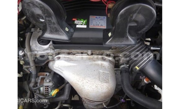 Nunua Imported Toyota Alphard Nyeupe Gari ndani ya Import - Dubai nchini Cabo Delgado Nunua Imported Toyota Alphard Nyeupe Gari ndani ya Import - Dubai nchini Cabo Delgado