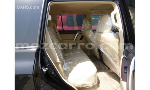 Nunua Imported Toyota Prado Nyeusi Gari ndani ya Import - Dubai nchini Cabo Delgado Nunua Imported Toyota Prado Nyeusi Gari ndani ya Import - Dubai nchini Cabo Delgado