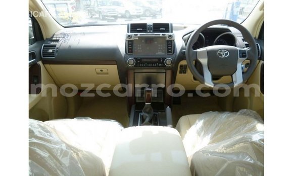 Comprar Importar Toyota Prado Branco Carro em Import - Dubai em Cabo Delgado Comprar Importar Toyota Prado Branco Carro em Import - Dubai em Cabo Delgado