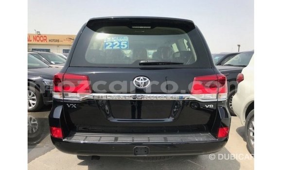 Tenga Imported Toyota Land Cruiser Nhema Mota in Import - Dubai in Cabo Delgado Tenga Imported Toyota Land Cruiser Nhema Mota in Import - Dubai in Cabo Delgado