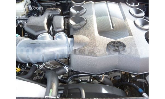 Comprar Importar Toyota Prado Azul Carro em Import - Dubai em Cabo Delgado Comprar Importar Toyota Prado Azul Carro em Import - Dubai em Cabo Delgado