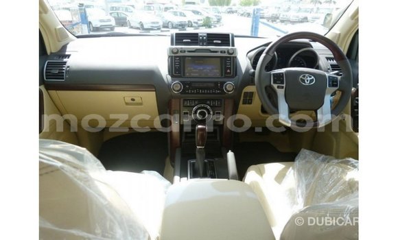 Nunua Imported Toyota Prado Nyeupe Gari ndani ya Import - Dubai nchini Cabo Delgado Nunua Imported Toyota Prado Nyeupe Gari ndani ya Import - Dubai nchini Cabo Delgado