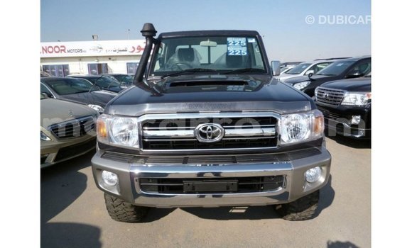 Comprar Importar Toyota Land Cruiser De outros Carro em Import - Dubai em Cabo Delgado Comprar Importar Toyota Land Cruiser De outros Carro em Import - Dubai em Cabo Delgado