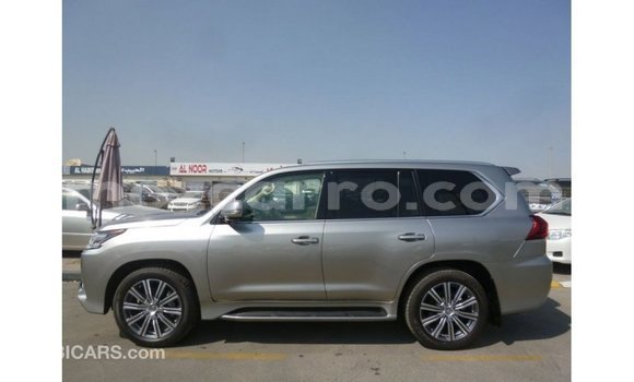 Tenga Imported Lexus LX Zvimwe Mota in Import - Dubai in Cabo Delgado Tenga Imported Lexus LX Zvimwe Mota in Import - Dubai in Cabo Delgado