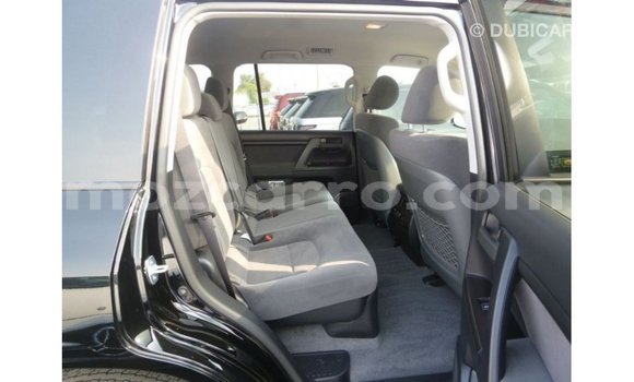 Nunua Imported Toyota Land Cruiser Nyeusi Gari ndani ya Import - Dubai nchini Cabo Delgado Nunua Imported Toyota Land Cruiser Nyeusi Gari ndani ya Import - Dubai nchini Cabo Delgado