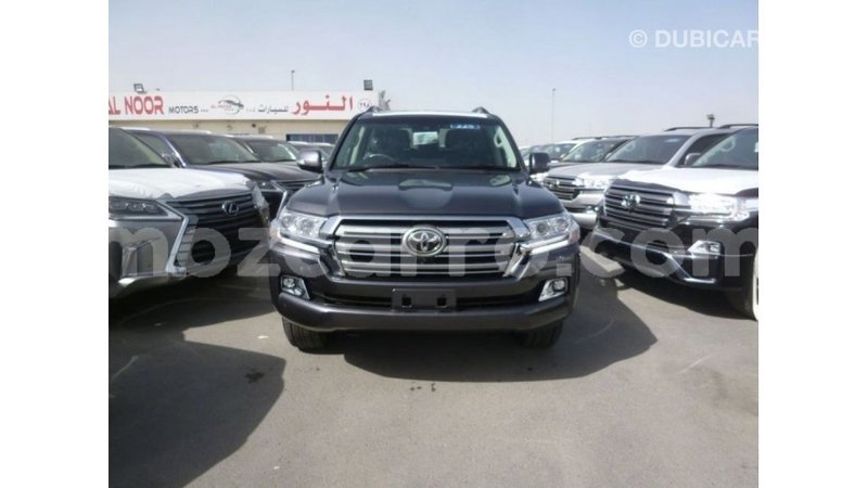 Big with watermark toyota land cruiser cabo delgado import dubai 7295