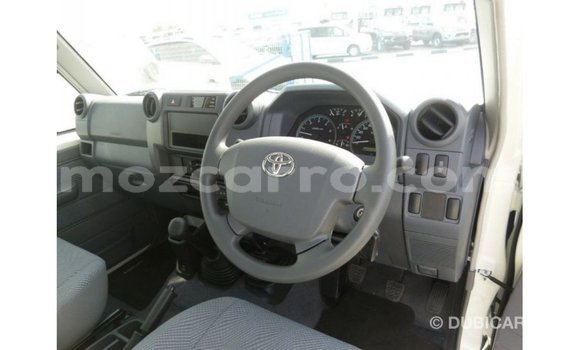 Buy Import Toyota Land Cruiser White Car in Import - Dubai in Cabo Delgado Buy Import Toyota Land Cruiser White Car in Import - Dubai in Cabo Delgado