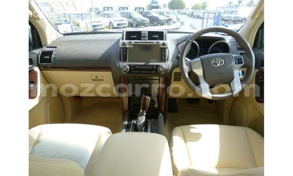Comprar Importar Toyota Prado Branco Carro em Import - Dubai em Cabo Delgado Comprar Importar Toyota Prado Branco Carro em Import - Dubai em Cabo Delgado