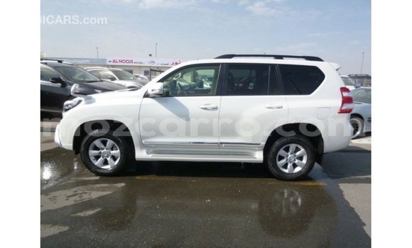 Comprar Importar Toyota Prado Branco Carro em Import - Dubai em Cabo Delgado Comprar Importar Toyota Prado Branco Carro em Import - Dubai em Cabo Delgado