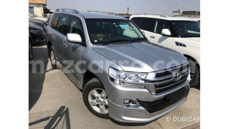 Big with watermark toyota land cruiser cabo delgado import dubai 7313
