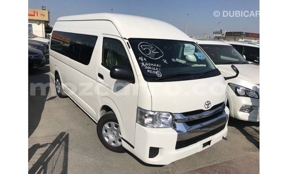 Nunua Imported Toyota Hiace Nyeupe Gari ndani ya Import - Dubai nchini Cabo Delgado Nunua Imported Toyota Hiace Nyeupe Gari ndani ya Import - Dubai nchini Cabo Delgado
