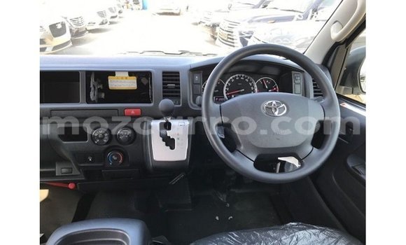 Nunua Imported Toyota Hiace Nyeupe Gari ndani ya Import - Dubai nchini Cabo Delgado Nunua Imported Toyota Hiace Nyeupe Gari ndani ya Import - Dubai nchini Cabo Delgado