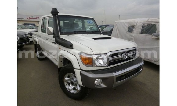 Nunua Imported Toyota Land Cruiser Nyeupe Gari ndani ya Import - Dubai nchini Cabo Delgado Nunua Imported Toyota Land Cruiser Nyeupe Gari ndani ya Import - Dubai nchini Cabo Delgado