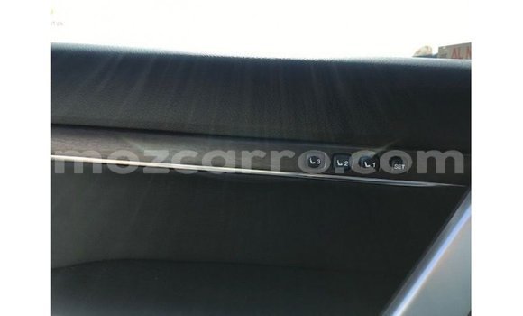 Nunua Imported Toyota Land Cruiser Nyeupe Gari ndani ya Import - Dubai nchini Cabo Delgado Nunua Imported Toyota Land Cruiser Nyeupe Gari ndani ya Import - Dubai nchini Cabo Delgado