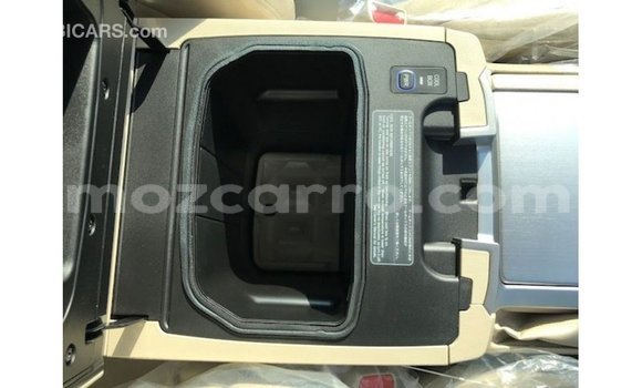 Tenga Imported Toyota Land Cruiser Nhema Mota in Import - Dubai in Cabo Delgado Tenga Imported Toyota Land Cruiser Nhema Mota in Import - Dubai in Cabo Delgado