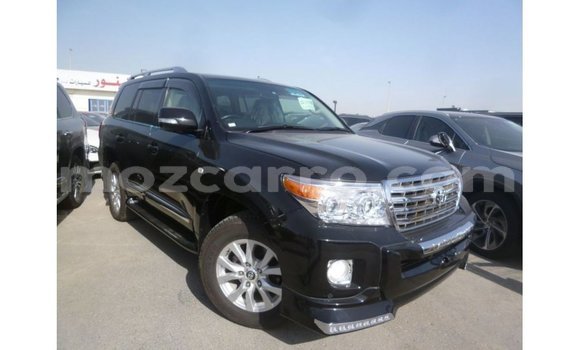 Comprar Importar Toyota Land Cruiser Preto Carro em Import - Dubai em Cabo Delgado Comprar Importar Toyota Land Cruiser Preto Carro em Import - Dubai em Cabo Delgado