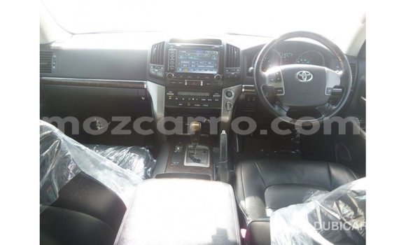 Comprar Importar Toyota Land Cruiser Preto Carro em Import - Dubai em Cabo Delgado Comprar Importar Toyota Land Cruiser Preto Carro em Import - Dubai em Cabo Delgado