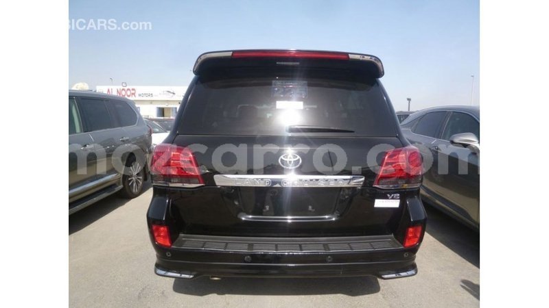 Big with watermark toyota land cruiser cabo delgado import dubai 7327