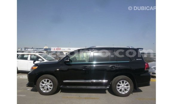 Comprar Importar Toyota Land Cruiser Preto Carro em Import - Dubai em Cabo Delgado Comprar Importar Toyota Land Cruiser Preto Carro em Import - Dubai em Cabo Delgado