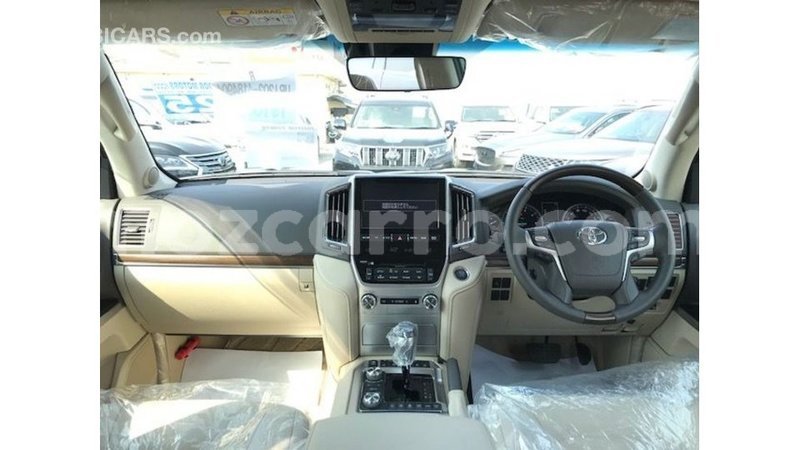 Big with watermark toyota land cruiser cabo delgado import dubai 7329