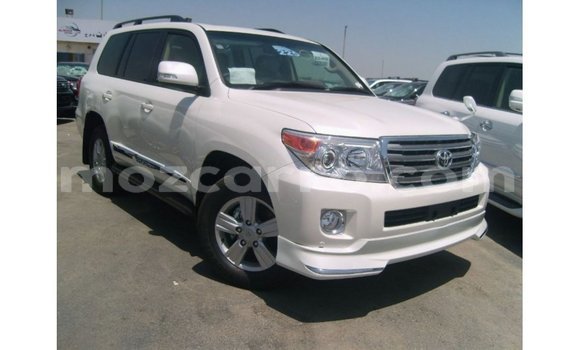Buy Import Toyota Land Cruiser White Car in Import - Dubai in Cabo Delgado Buy Import Toyota Land Cruiser White Car in Import - Dubai in Cabo Delgado
