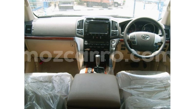 Big with watermark toyota land cruiser cabo delgado import dubai 7330