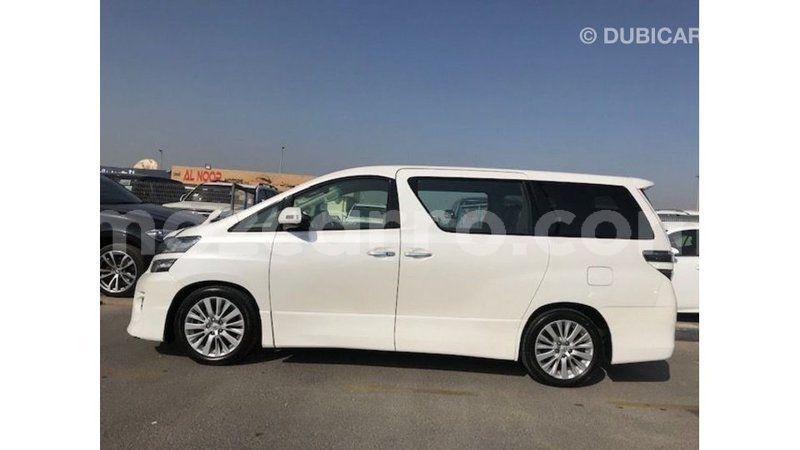 Big with watermark toyota vellfire cabo delgado import dubai 7331