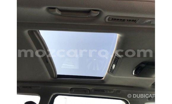 Comprar Importar Toyota Vellfire Branco Carro em Import - Dubai em Cabo Delgado Comprar Importar Toyota Vellfire Branco Carro em Import - Dubai em Cabo Delgado