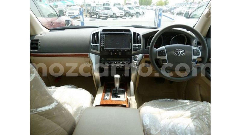 Big with watermark toyota land cruiser cabo delgado import dubai 7337