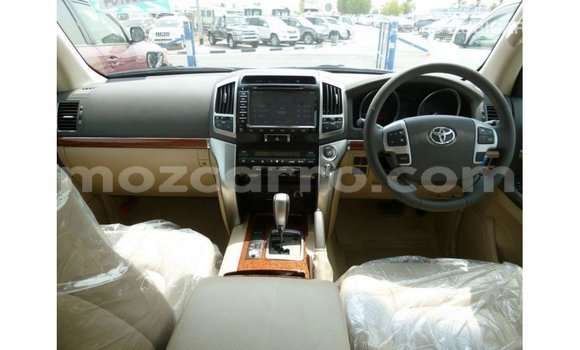 Comprar Importar Toyota Land Cruiser Preto Carro em Import - Dubai em Cabo Delgado Comprar Importar Toyota Land Cruiser Preto Carro em Import - Dubai em Cabo Delgado