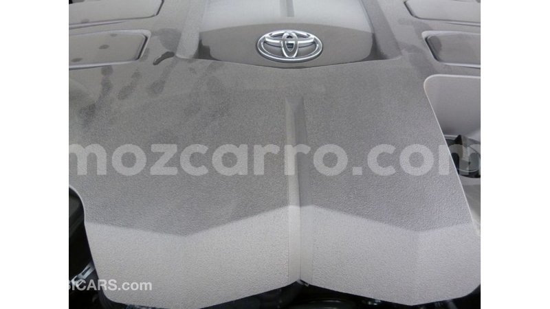 Big with watermark toyota land cruiser cabo delgado import dubai 7337