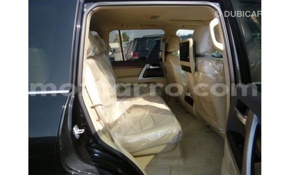 Nunua Imported Toyota Land Cruiser Nyeusi Gari ndani ya Import - Dubai nchini Cabo Delgado Nunua Imported Toyota Land Cruiser Nyeusi Gari ndani ya Import - Dubai nchini Cabo Delgado