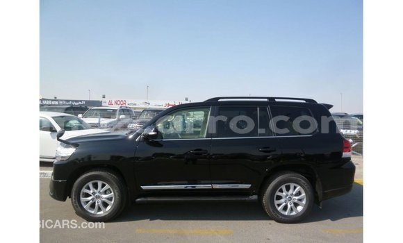 Nunua Imported Toyota Land Cruiser Nyeusi Gari ndani ya Import - Dubai nchini Cabo Delgado Nunua Imported Toyota Land Cruiser Nyeusi Gari ndani ya Import - Dubai nchini Cabo Delgado