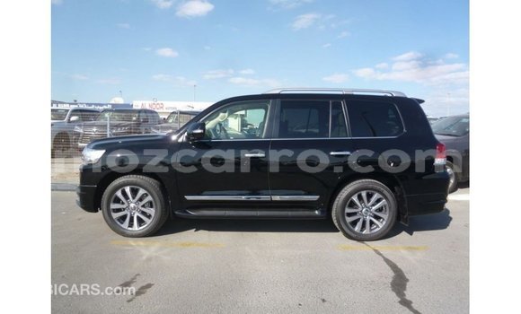 Comprar Importar Toyota Land Cruiser Preto Carro em Import - Dubai em Cabo Delgado Comprar Importar Toyota Land Cruiser Preto Carro em Import - Dubai em Cabo Delgado