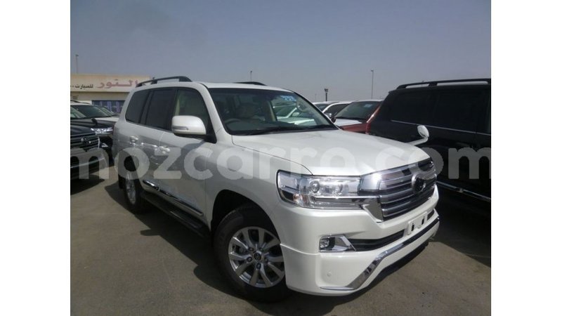 Big with watermark toyota land cruiser cabo delgado import dubai 7343