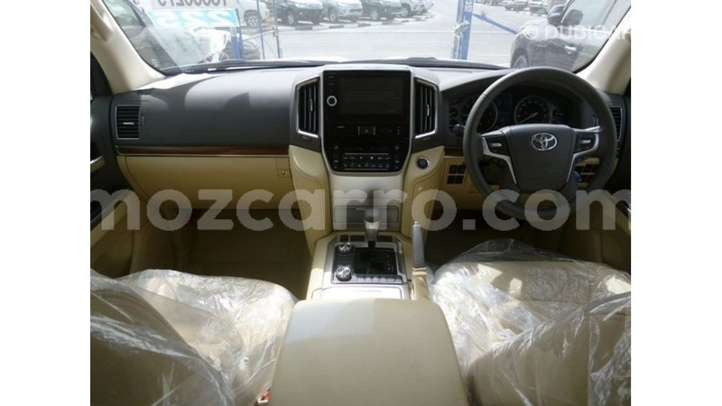 Big with watermark toyota land cruiser cabo delgado import dubai 7344