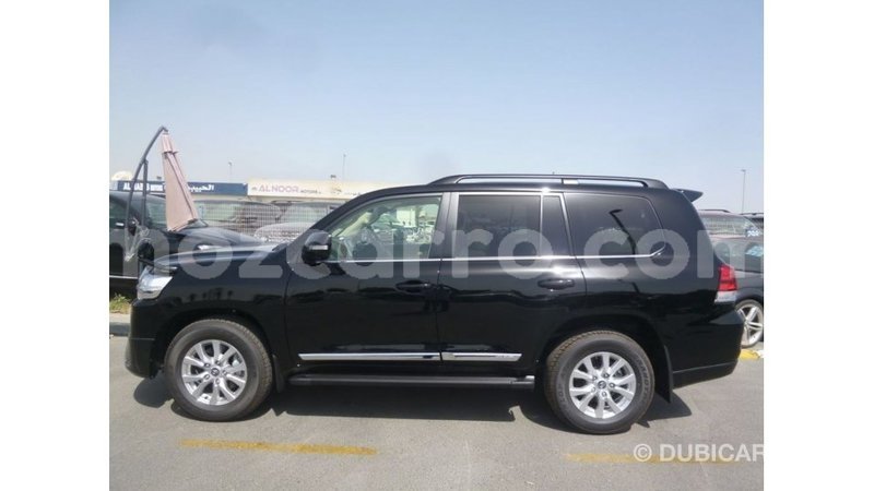 Big with watermark toyota land cruiser cabo delgado import dubai 7345