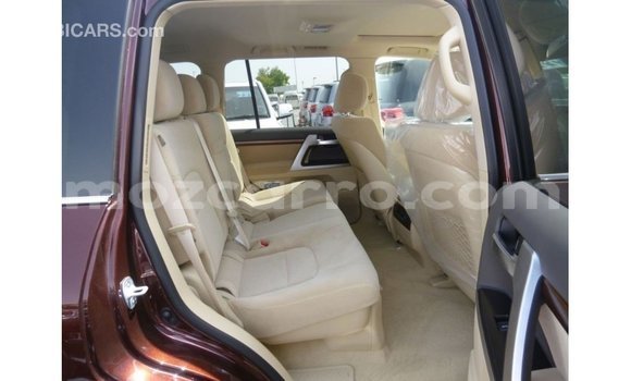 Tenga Imported Toyota Land Cruiser Zvimwe Mota in Import - Dubai in Cabo Delgado Tenga Imported Toyota Land Cruiser Zvimwe Mota in Import - Dubai in Cabo Delgado