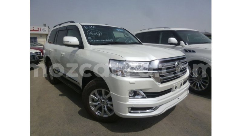 Big with watermark toyota land cruiser cabo delgado import dubai 7347