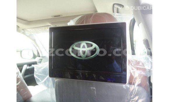 Buy Import Toyota Land Cruiser White Car in Import - Dubai in Cabo Delgado Buy Import Toyota Land Cruiser White Car in Import - Dubai in Cabo Delgado