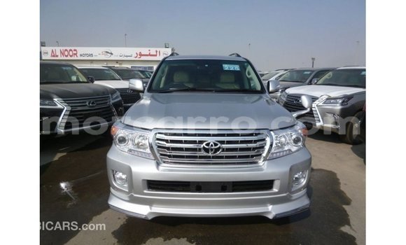 Nunua Imported Toyota Land Cruiser Nyingine Gari ndani ya Import - Dubai nchini Cabo Delgado Nunua Imported Toyota Land Cruiser Nyingine Gari ndani ya Import - Dubai nchini Cabo Delgado