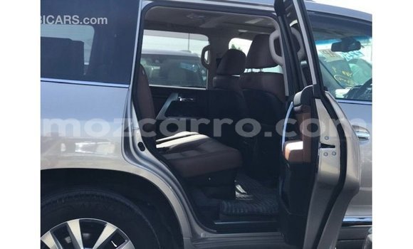 Tenga Imported Toyota Land Cruiser Zvimwe Mota in Import - Dubai in Cabo Delgado Tenga Imported Toyota Land Cruiser Zvimwe Mota in Import - Dubai in Cabo Delgado
