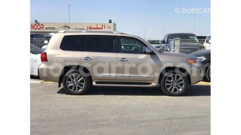 Big with watermark toyota land cruiser cabo delgado import dubai 7349